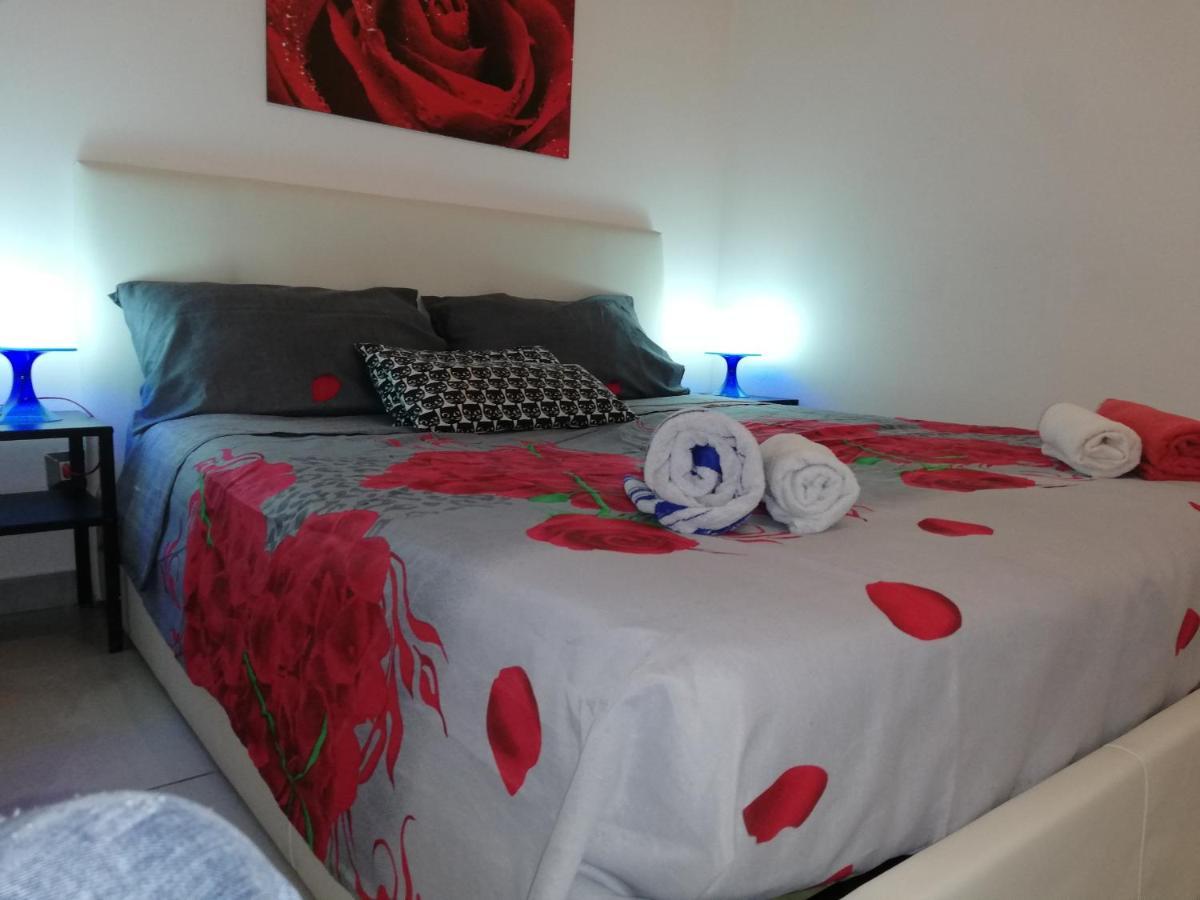 Home&Sharm Reitani คาตาเนีย ภายนอก รูปภาพ
